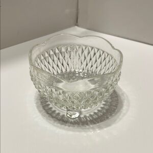 Vintage Indiana Glass Diamond Point Three Legged Elegant Clear Glass Bowl